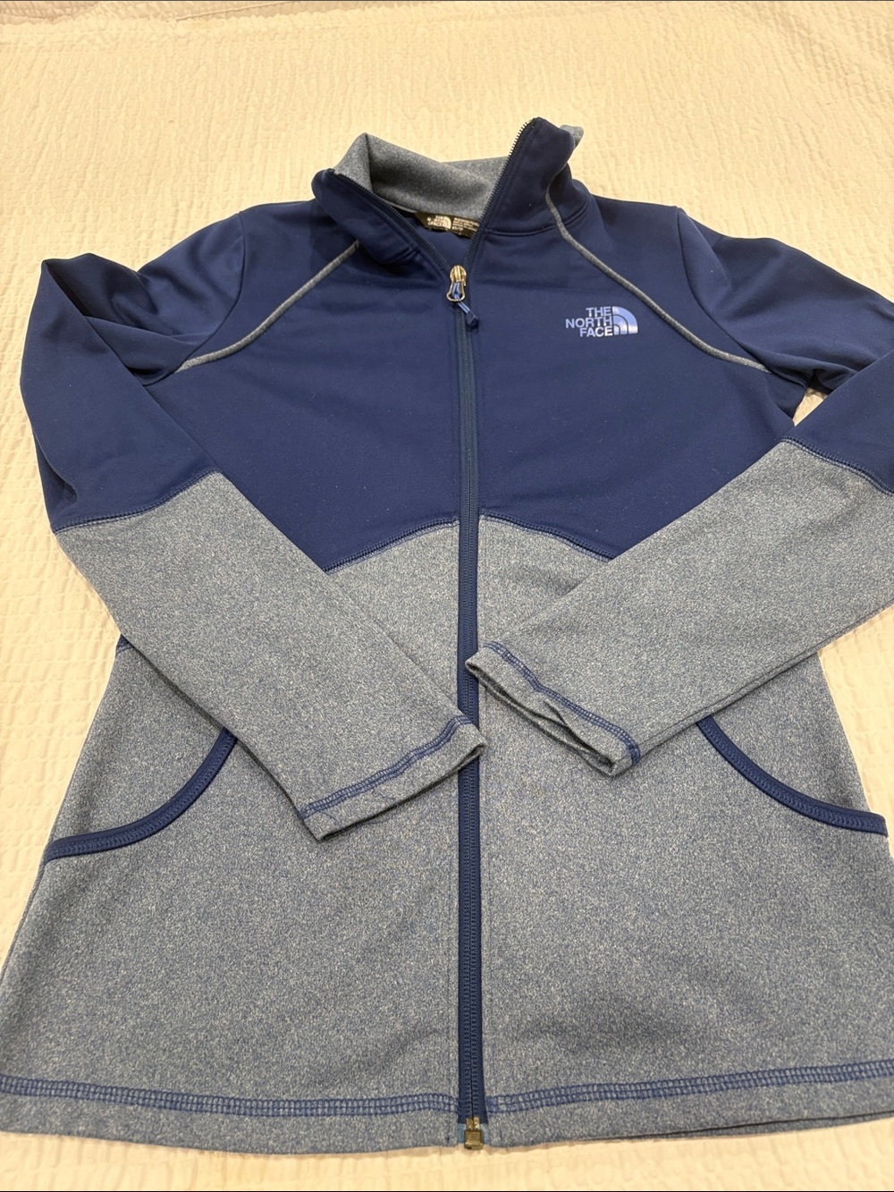 The North Face Ladies Navy and Heather Blue Full-Zip Athletic Jacket
Size XS